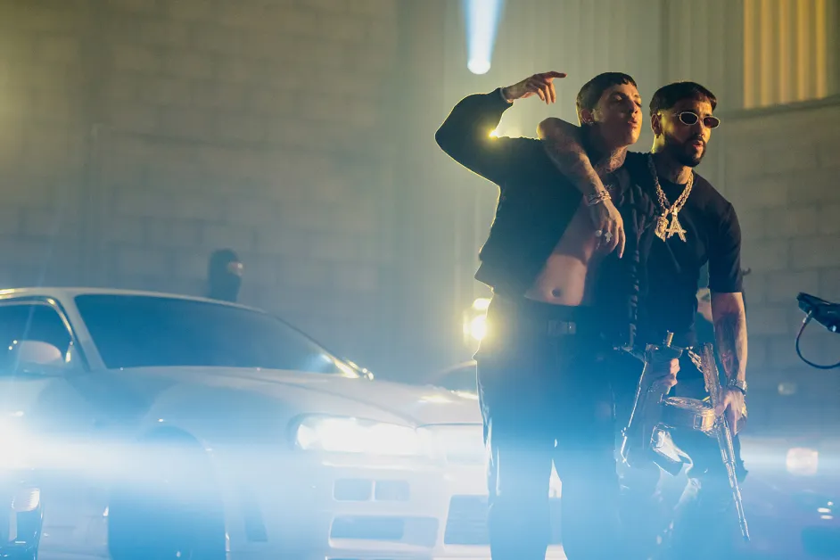 Anuel AA y Natanael Cano presumen sin rubor en ‘Como es (Remix)’