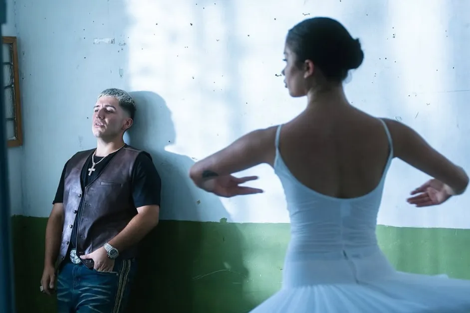 Fans eligen ‘Dame un chanze’ de Eslabón Armado como su lanzamiento favorito de la semana