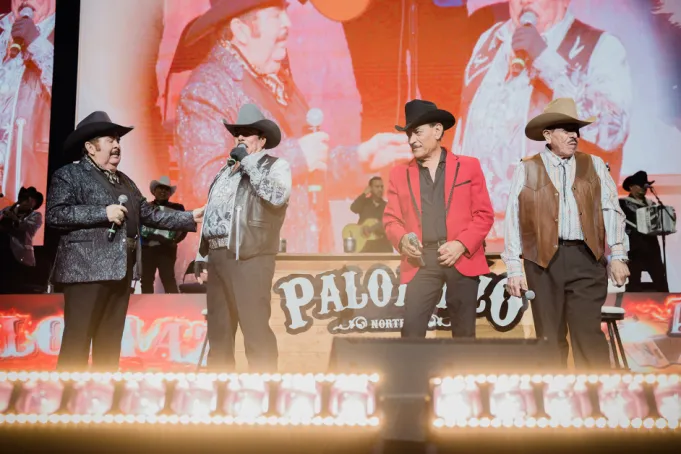 Cómo El Palomazo Tour presentó leyendas del norteño a una nueva generación: ‘Esta música la traemos en la sangre’