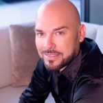 Maykel Pérez: Una década construyendo sueños en la industria musical