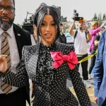 Cardi B gana juicio por agresión: ‘No crean que van a demandarme y simplemente voy a llegar a un acuerdo’