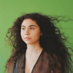 Silvana Estrada presenta 10 formas de decir adiós ‘sin esconder el dolor’ en ‘Vendrán Suaves Lluvias’