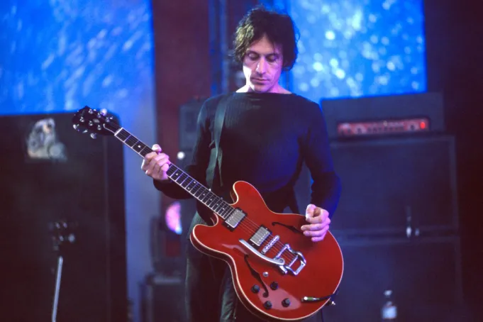 Muere Perry Bamonte, guitarrista y tecladista de The Cure, a los 65 años