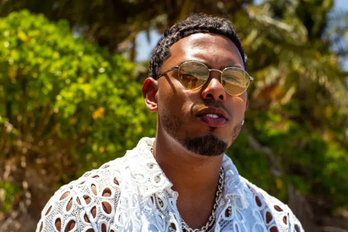 Todos los éxitos No. 1 de Myke Towers en Billboard: ‘LaLa’, ‘Degenere’ y más