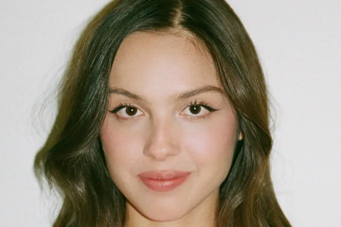 Olivia Rodrigo anuncia tercer álbum ‘You Seem Pretty Sad for a Girl So in Love’ y fecha de lanzamiento